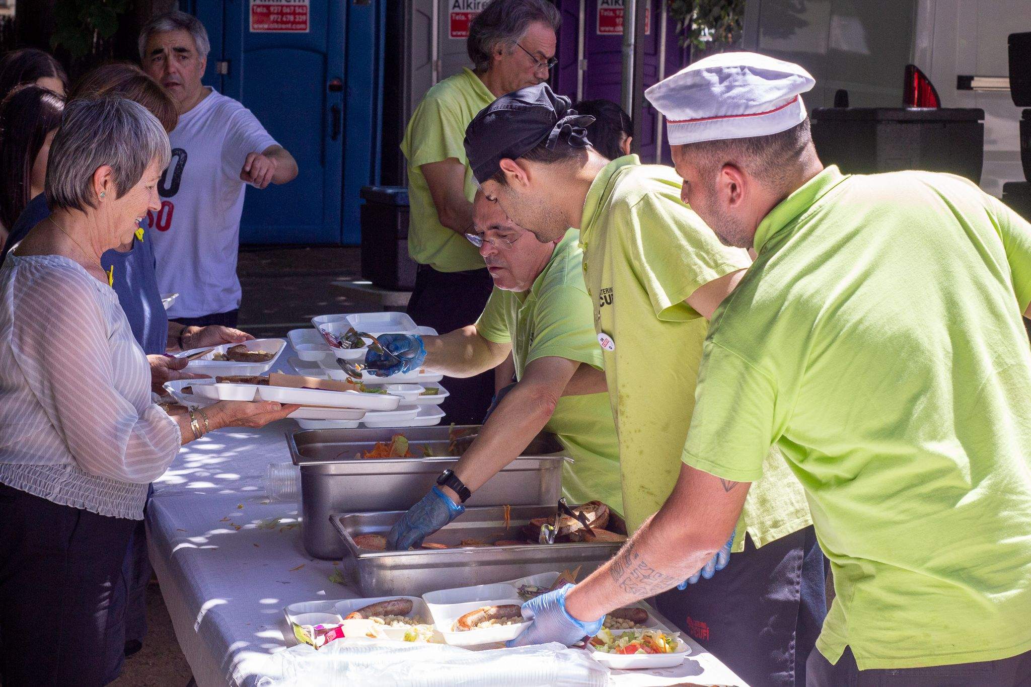 Botifarrada reivindicativa d'Òmnium Cultural a Sant Cugat. FOTO: Ale Gómez
