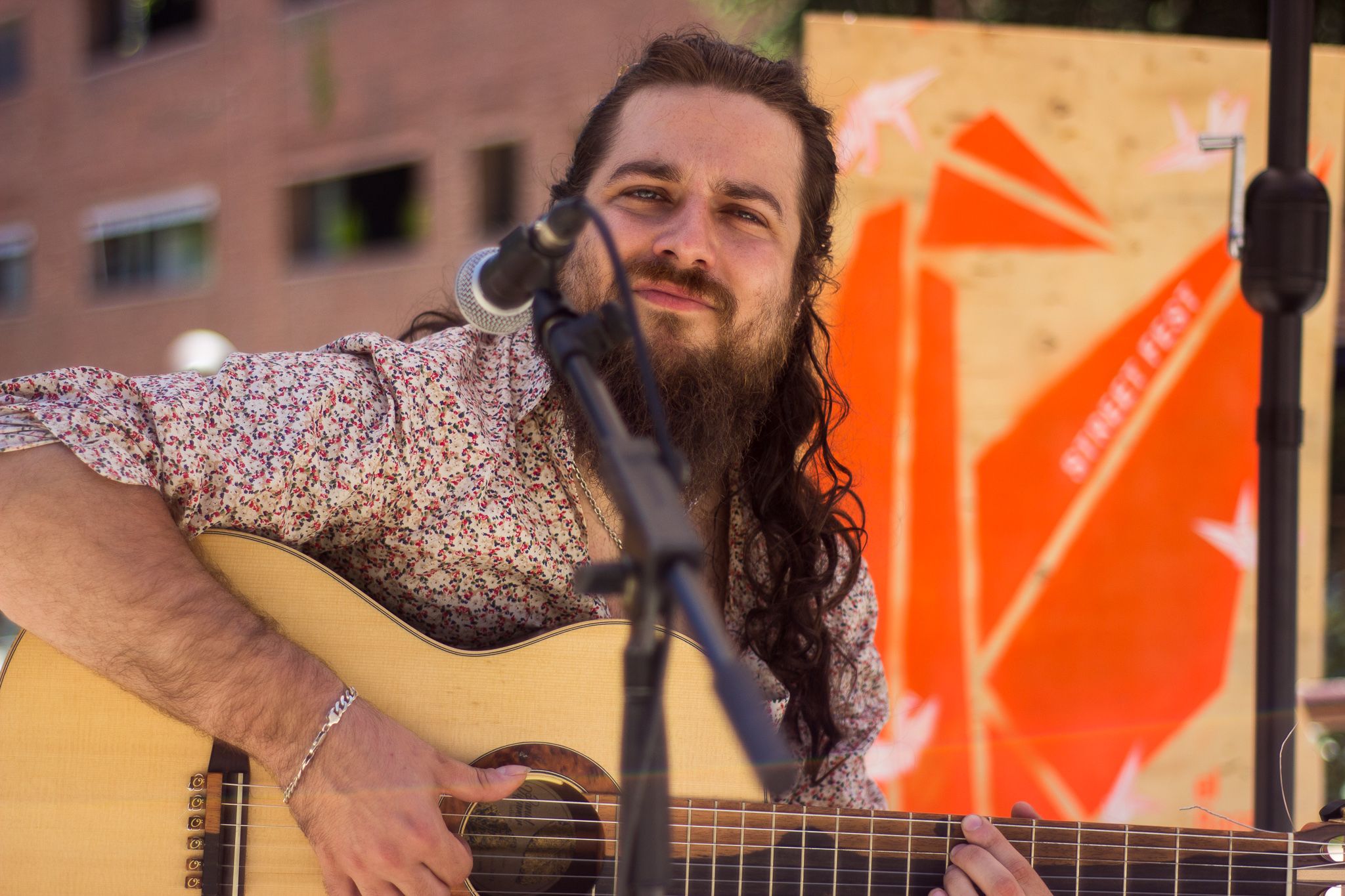 Mural, taller i vermut, LaBanda Street Fest. FOTO: Ale Gómez