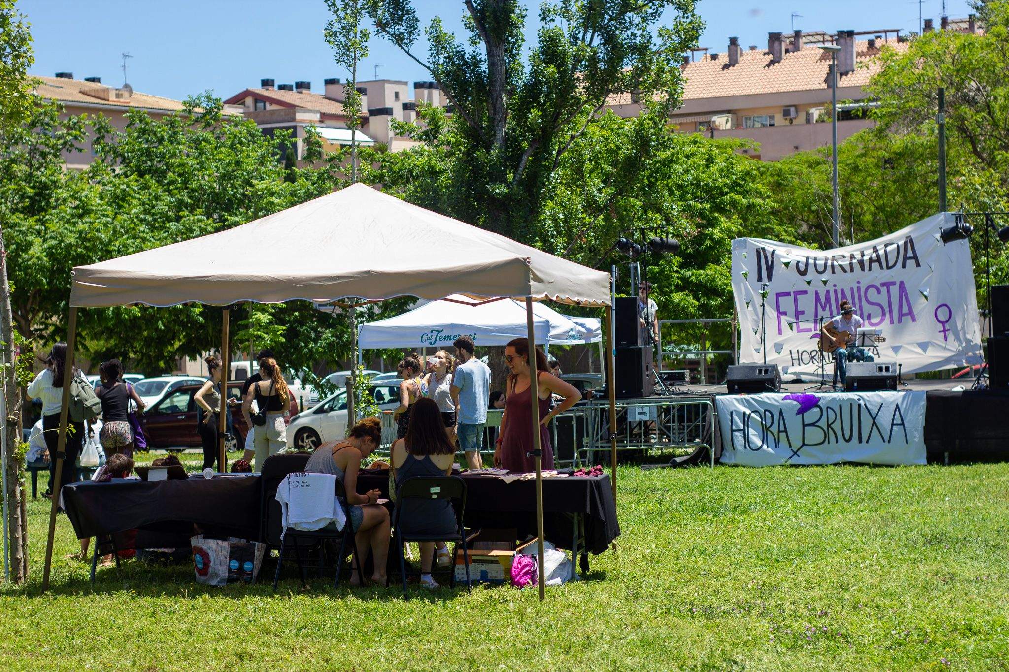 4a Jornada Feminista a Sant Cugat, paella i música. FOTO: Ale Gómez