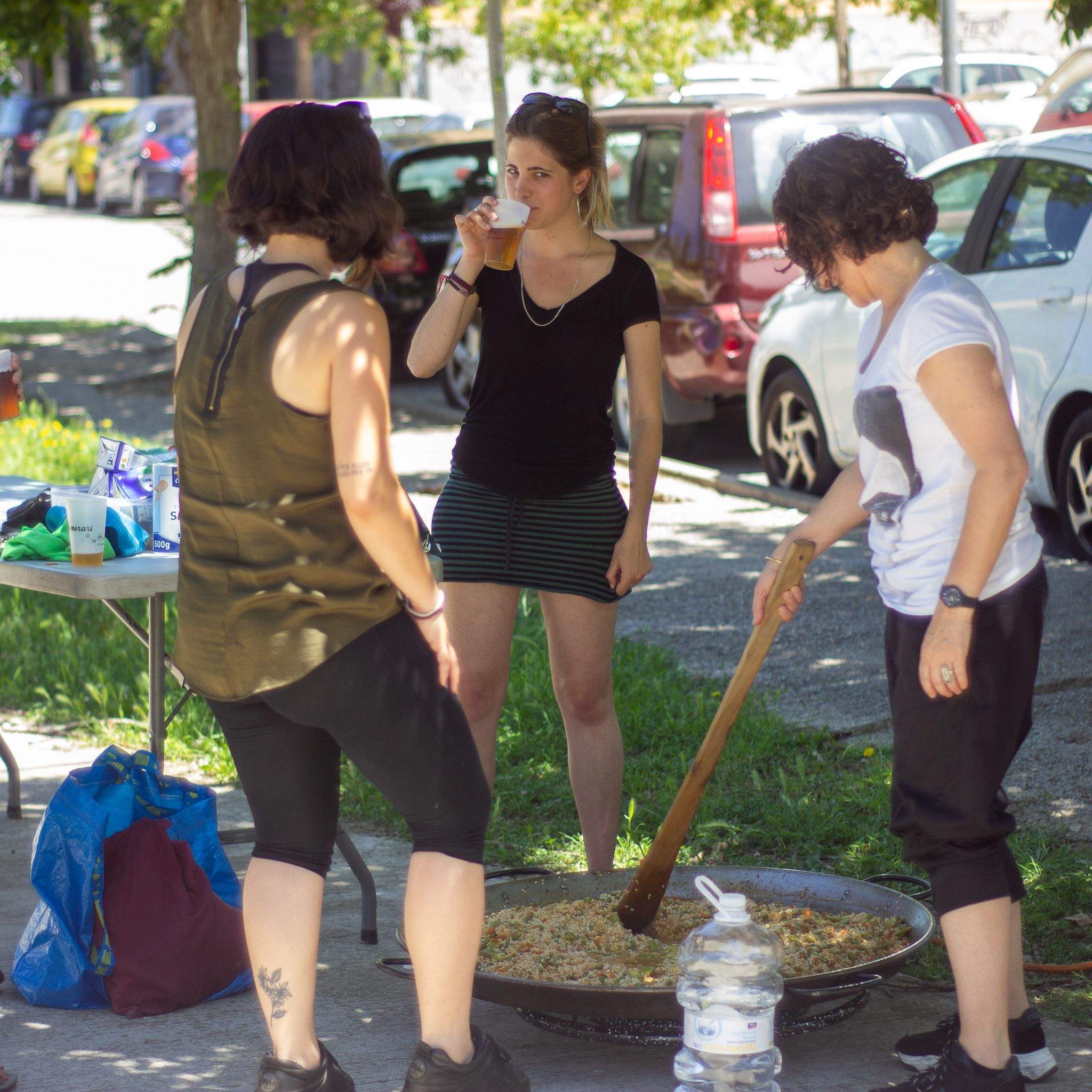 4a Jornada Feminista a Sant Cugat, paella i música. FOTO: Ale Gómez