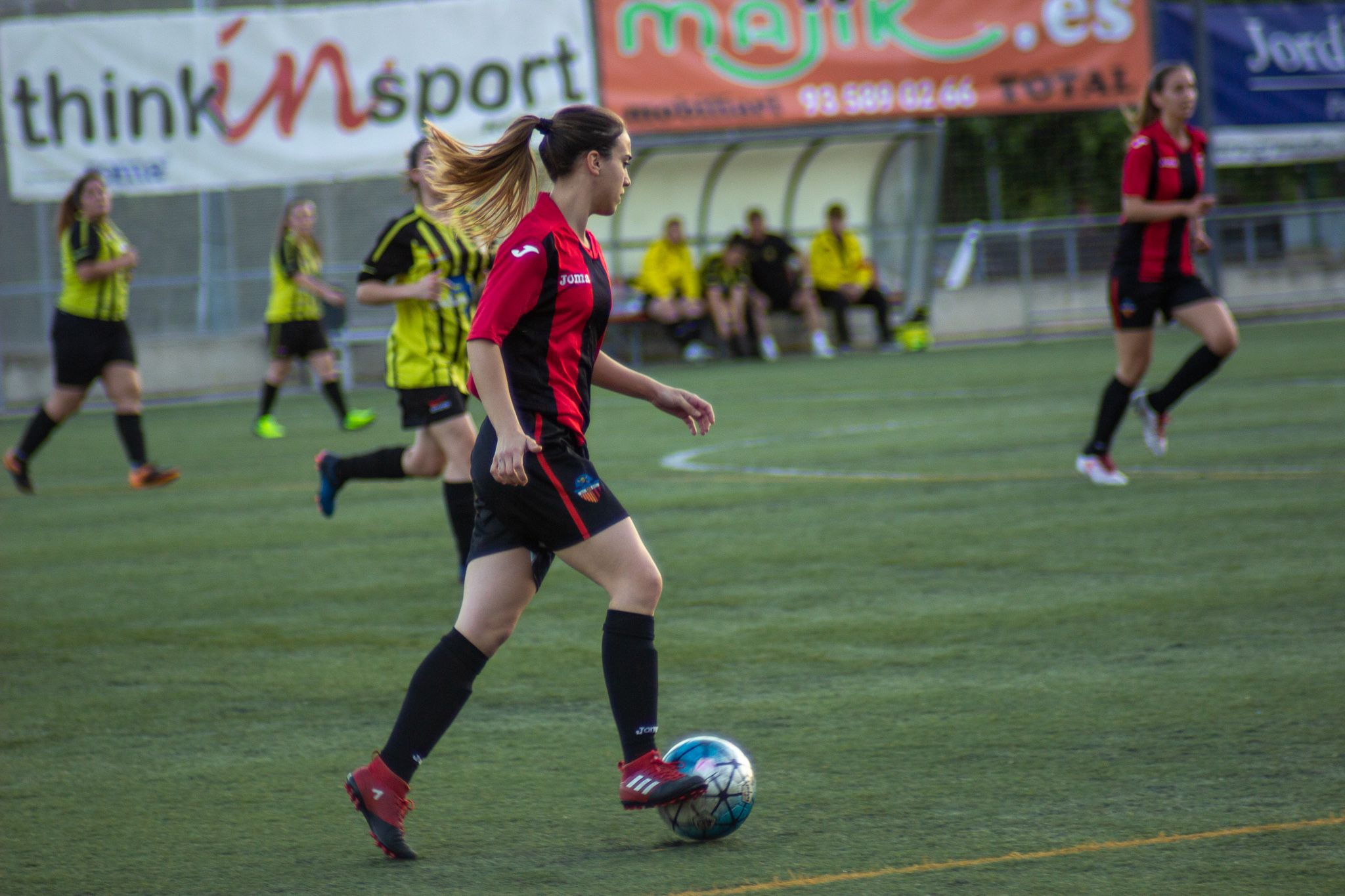Futbol femení. 3a ronda Copa de Catalunya S.C. FC-Sant Pere Pescador. FOTO: Ale Gómez