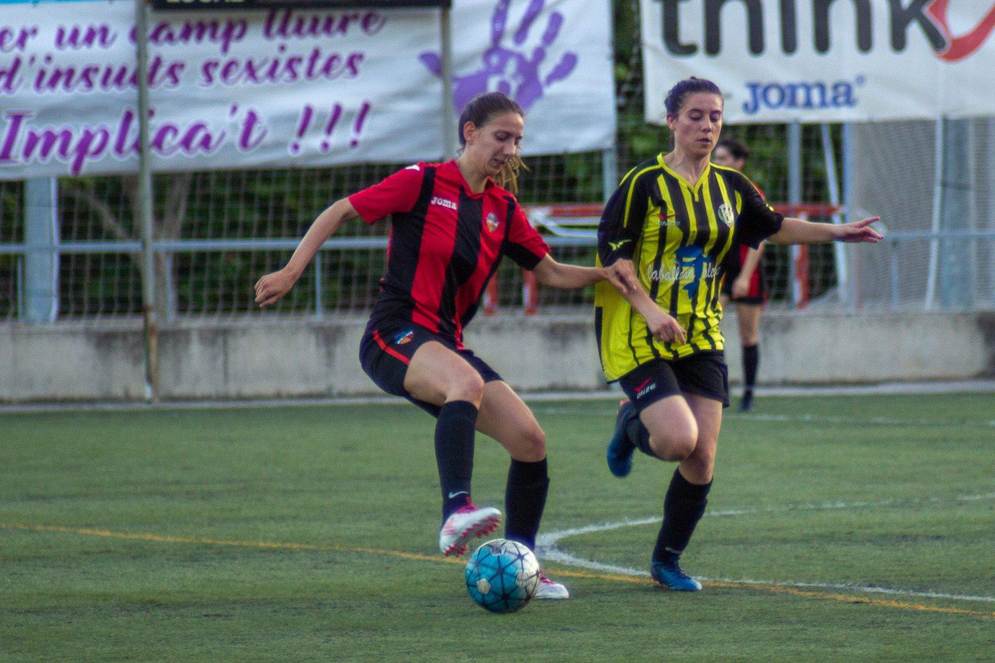 Futbol femení. 3a ronda Copa de Catalunya S.C. FC-Sant Pere Pescador. FOTO: Ale Gómez