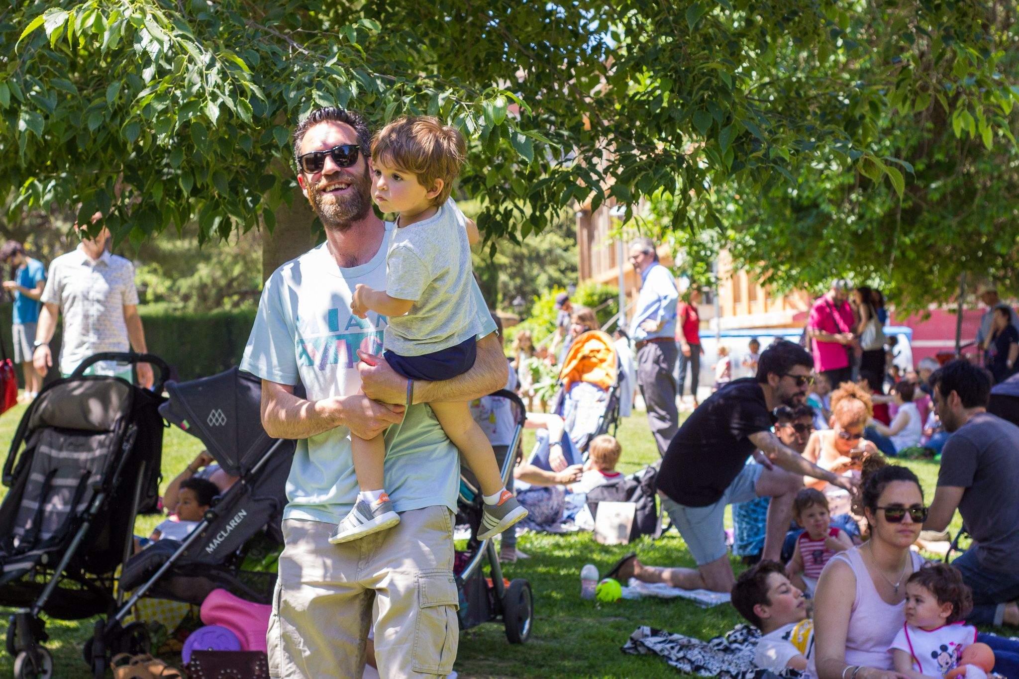 Activitat familiar als Jardins del Monestir. FOTO: Ale Gómez