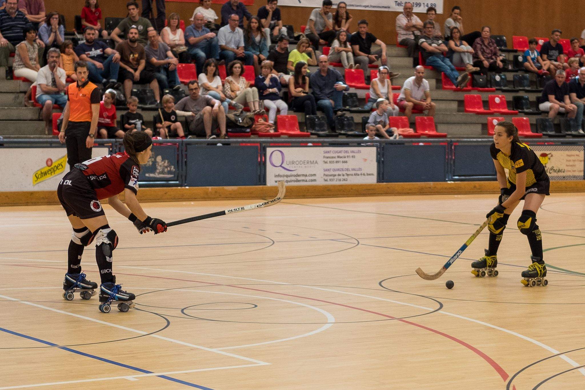Hoquei sobre patins femení. PHC Sant Cugat-HC Palau Plegamans B. FOTO: Ale Gómez