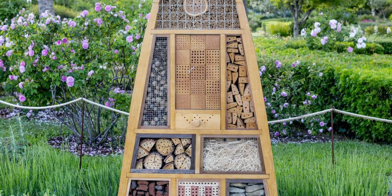 Aquesta instal·lació és un "Hotel d'insectes", un lloc on poden hivernar FOTO: Cedida