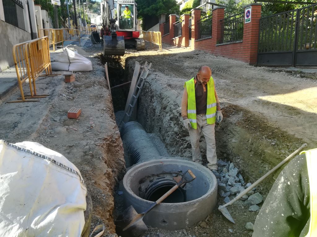 Obres a la baixada de Can Llobet. FOTO: Ajuntament de Sant Cugat