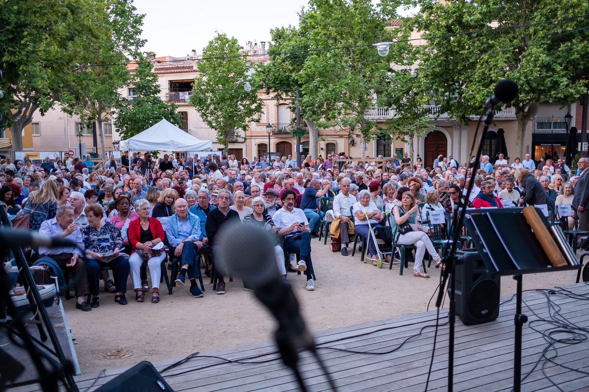 Cantada d'havaneres del TOT Sant Cugat. FOTO: Ale Gómez