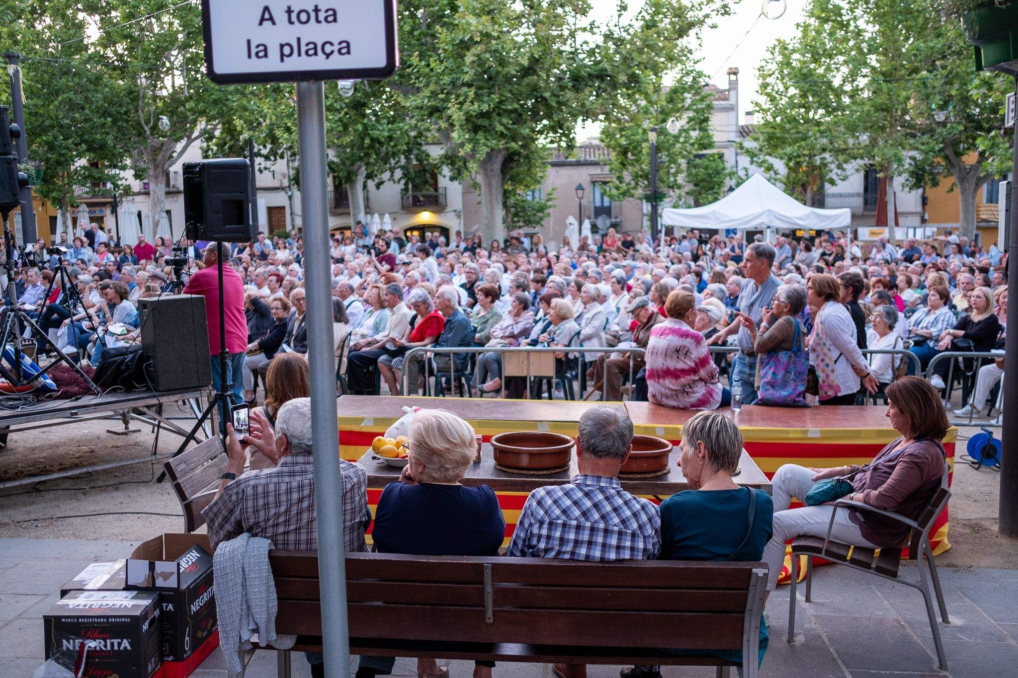 Cantada d'havaneres del TOT Sant Cugat. FOTO: Ale Gómez