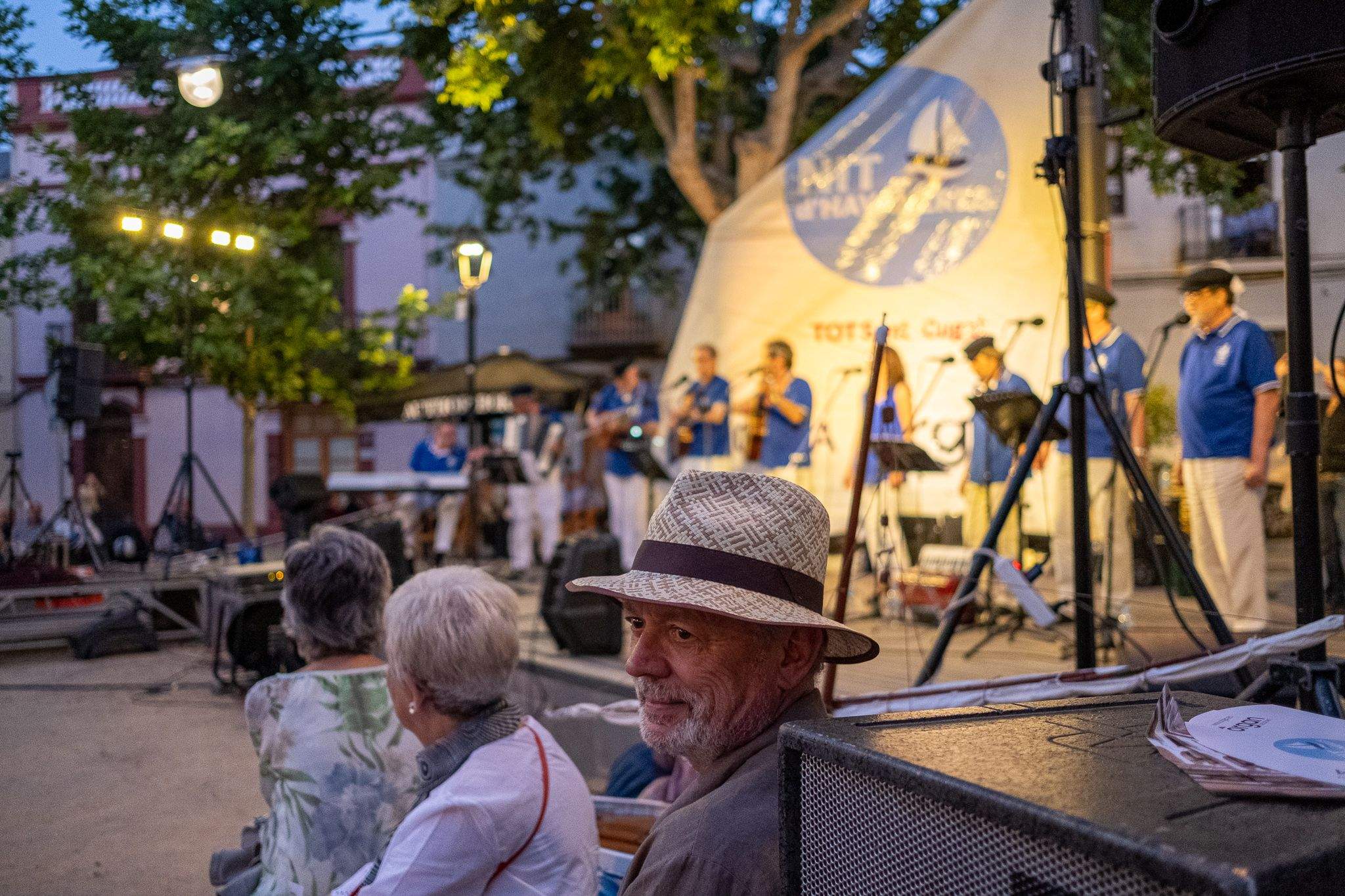 Cantada d'havaneres del TOT Sant Cugat. FOTO: Ale Gómez