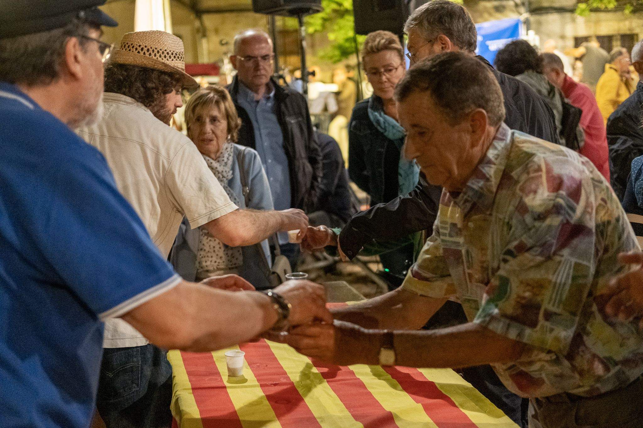 Cantada d'havaneres del TOT Sant Cugat. FOTO: Ale Gómez