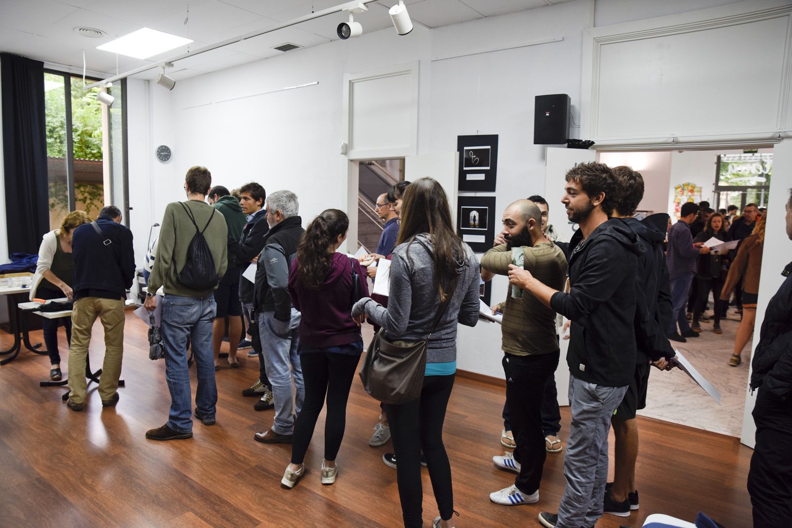 Inscripcions al Concurs d'Arrossos a l'Ateneu de Sant Cugat FOTO: Bernat Millet