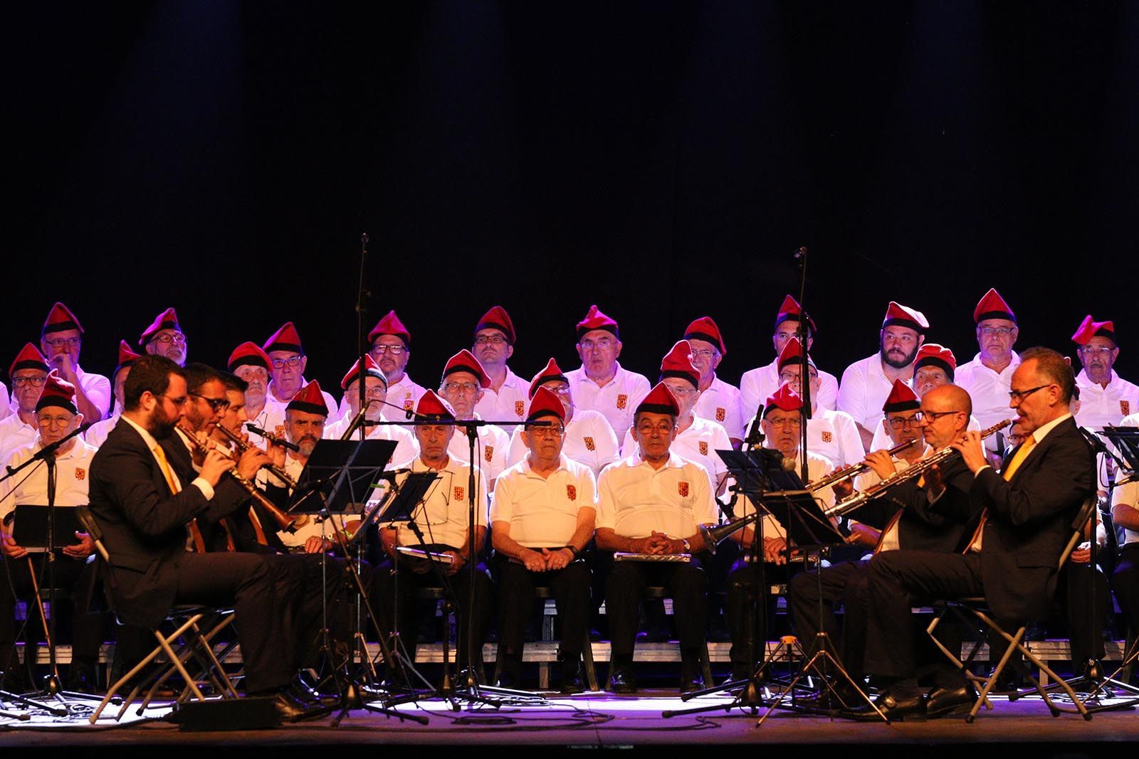 Concert amb el Cor de la Societat Coral la Lira i la Cobla Sant Jordi. Foto: Lali Álvarez