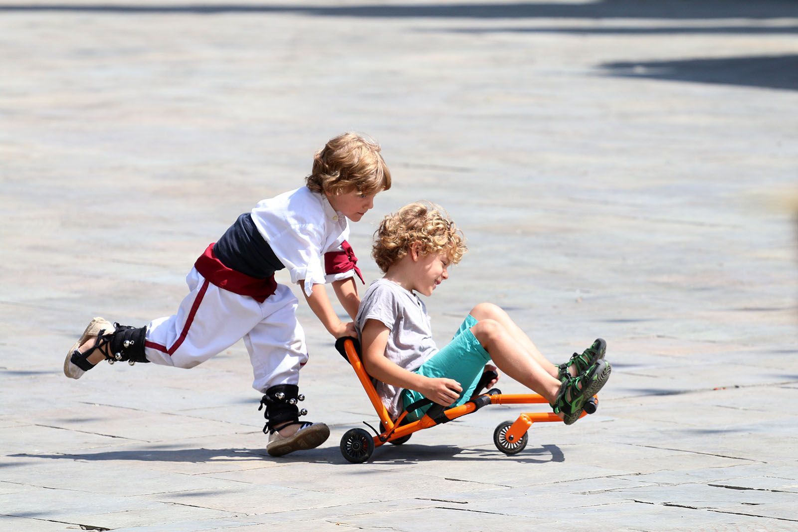 Matinada bastonera. Foto: Lali Álvarez