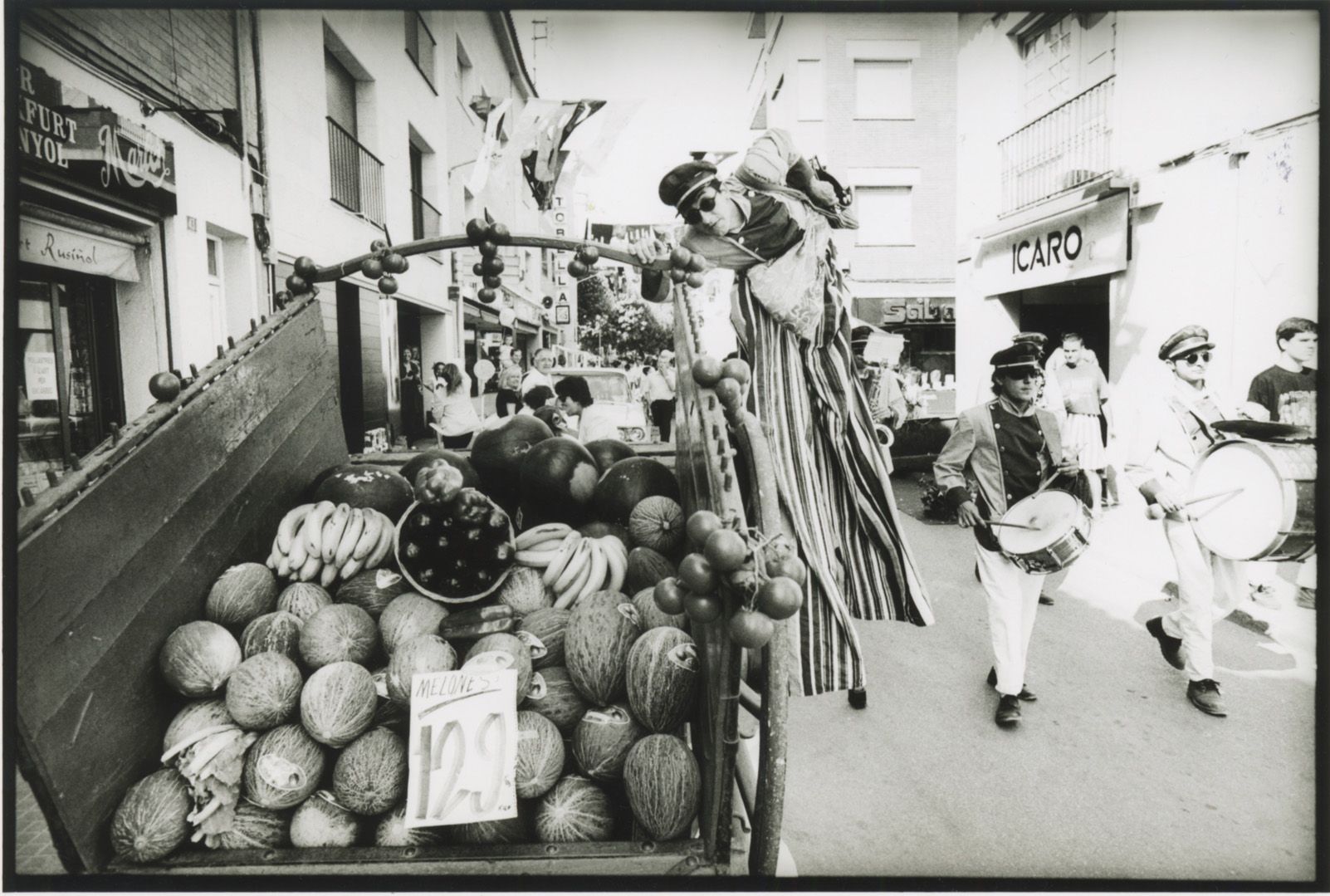 Botiga al carrer de Festa Major a l'any 1989. Foto: Xavier Larrosa.