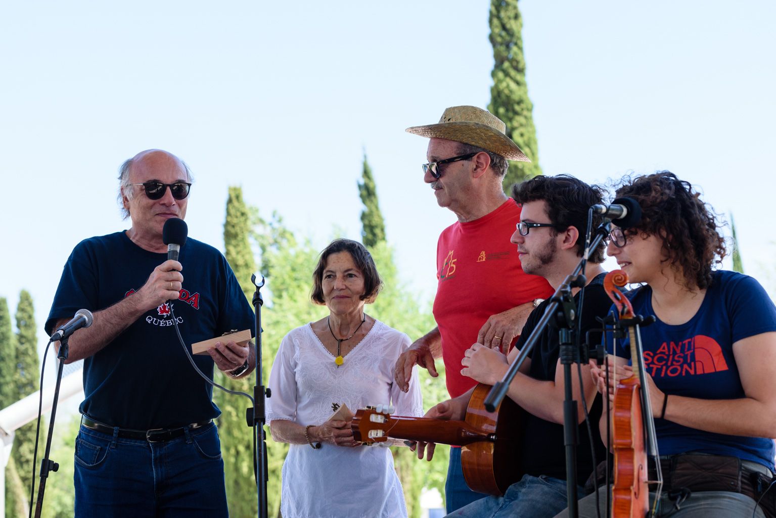 75è aniversari del Club Muntanyenc: Paella popular de germanor i actuació musical al Parc de Ramon Barnils. FOTO: Miguel López Mallach