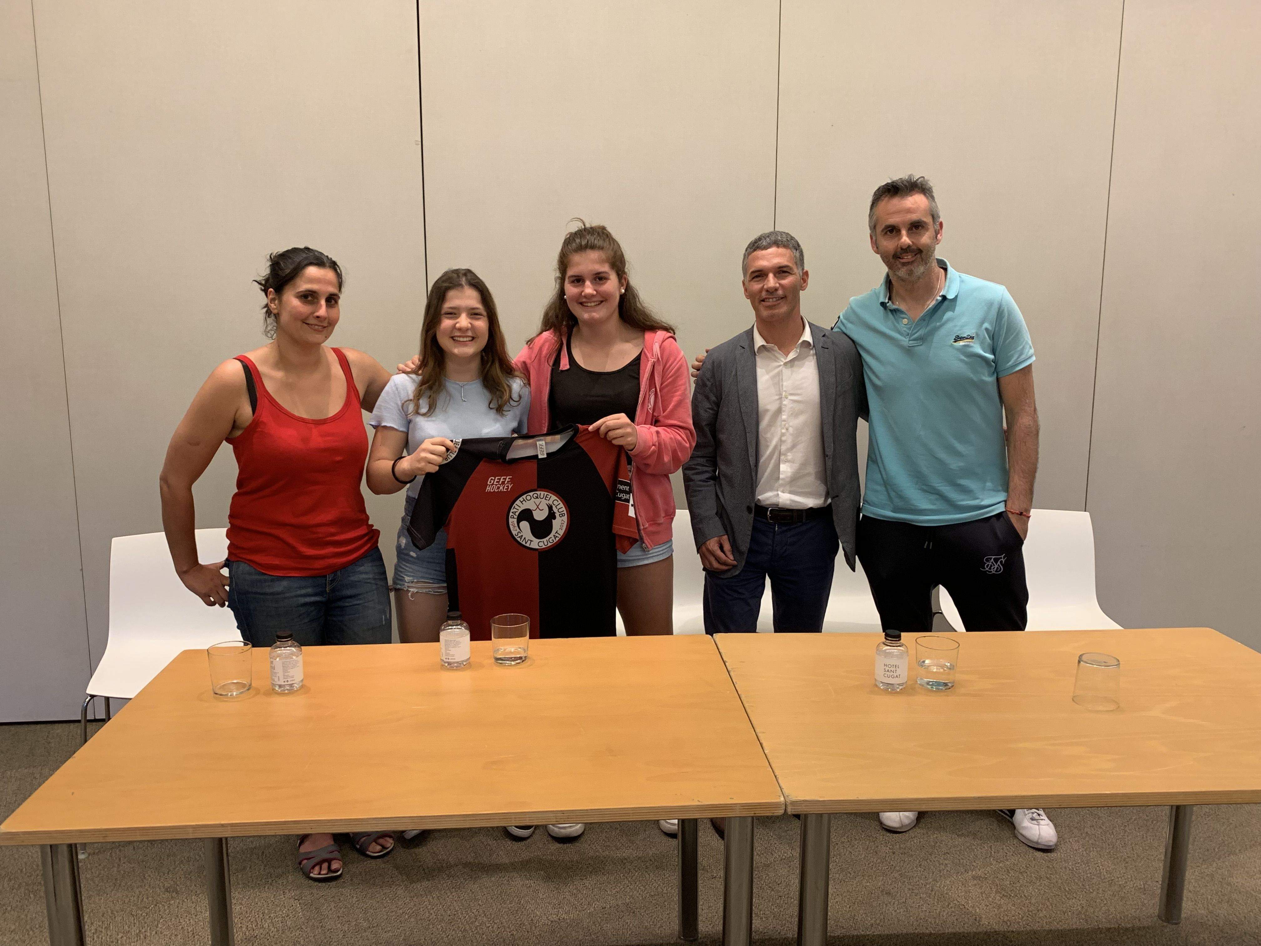 Maria Rosa Tamburini, Txell Gimeno, Andrea Massons, Keco Marzá i Beto Borregán. FOTO: Àlex López Puig