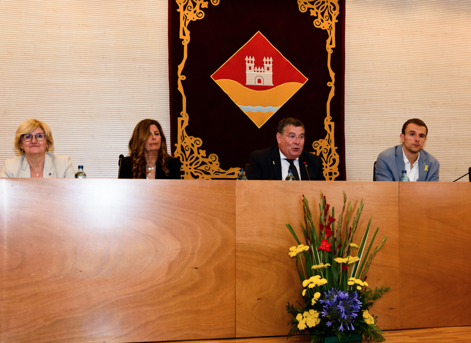 Els quatre integrants del govern de Junts per Valldoreix a l'EMD FOTO: Miguel López 