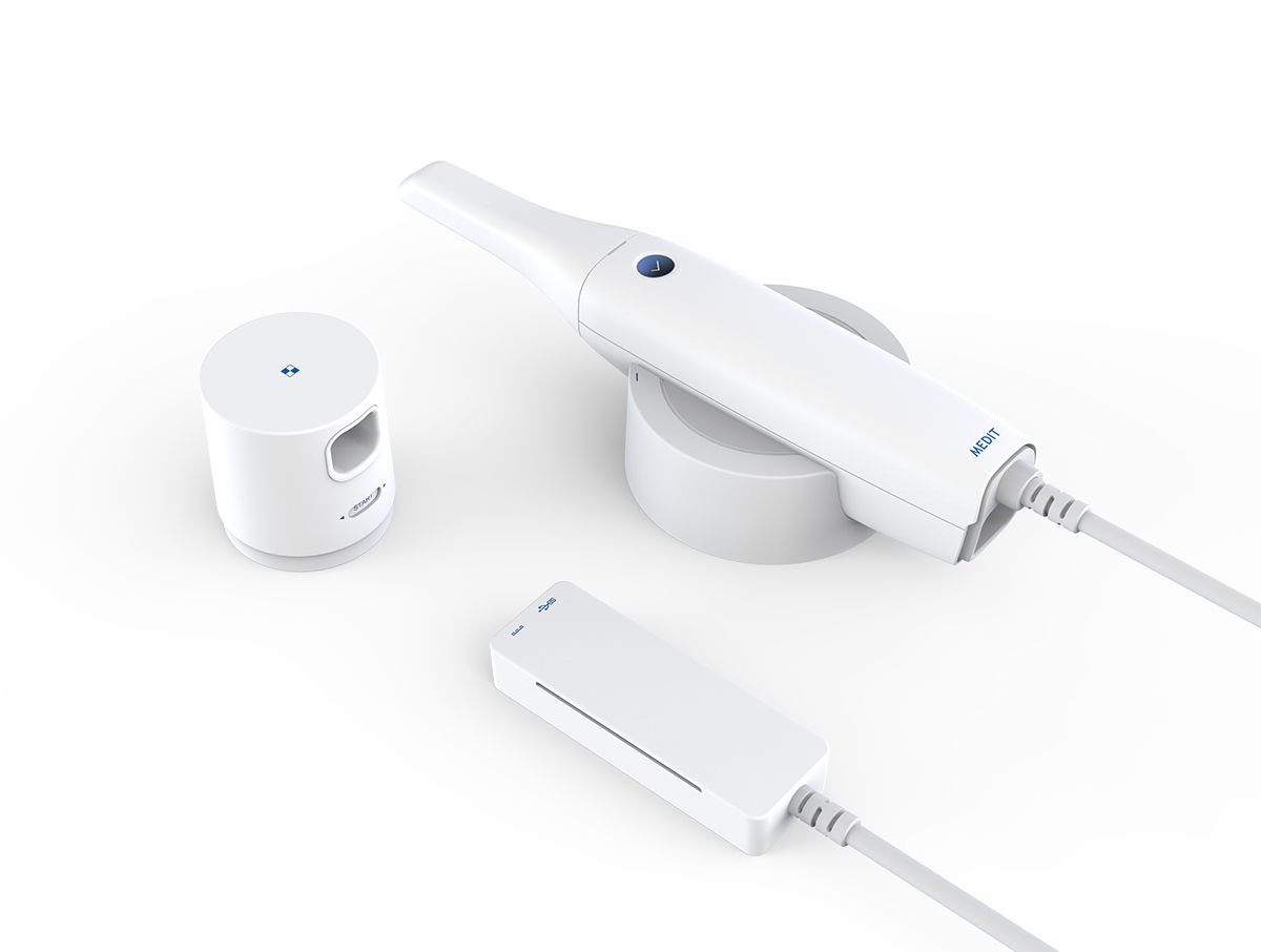 A la clínica Dr. Piñerio ja utilitzen aquest nou escàner FOTO: Cedida