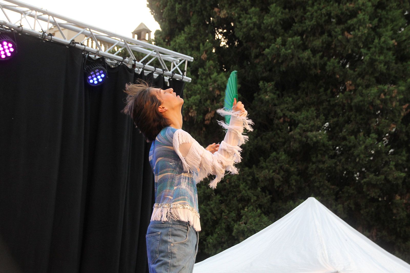 Hip Hop de la mà dels grups de ball de l'Escola Sant Cugat i Ibi & Pau Arnal. FOTO: Paula Galván