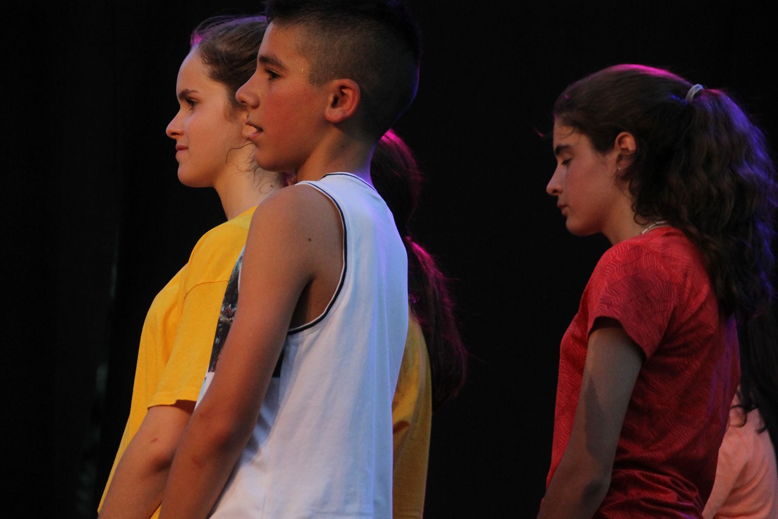 Hip Hop de la mà dels grups de ball de l'Escola Sant Cugat i Ibi & Pau Arnal. FOTO: Paula Galván