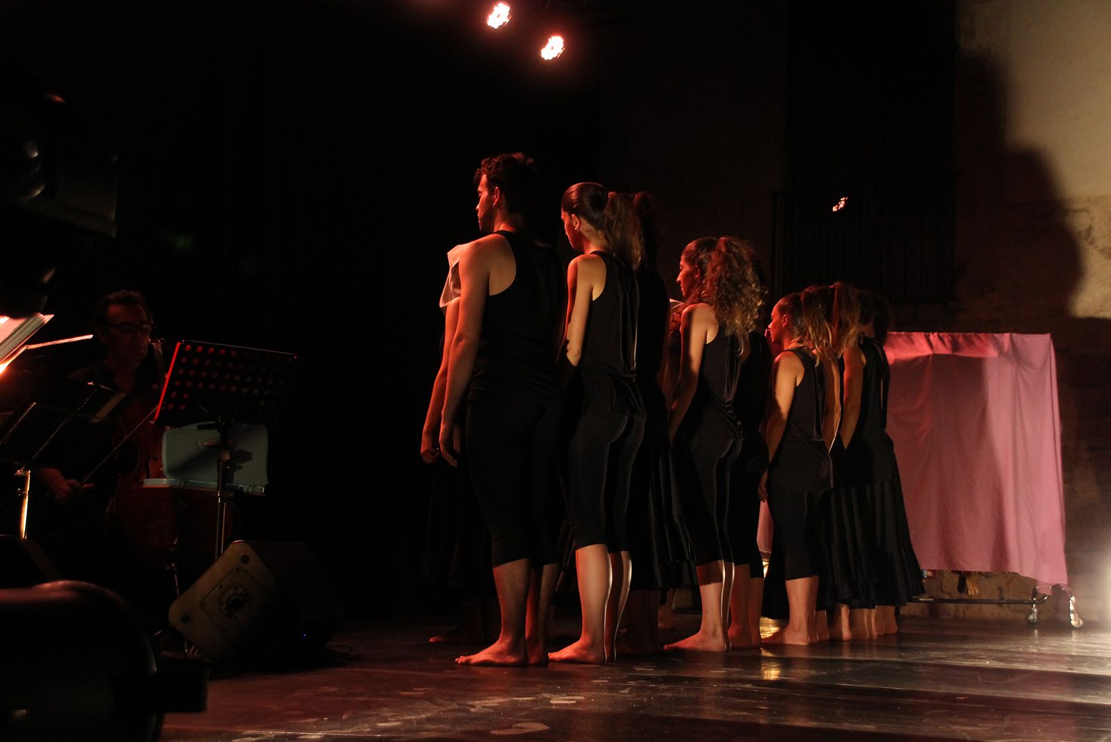 "M'agradi o no", espectacle de l'Esbart. FOTO: Paula Galván