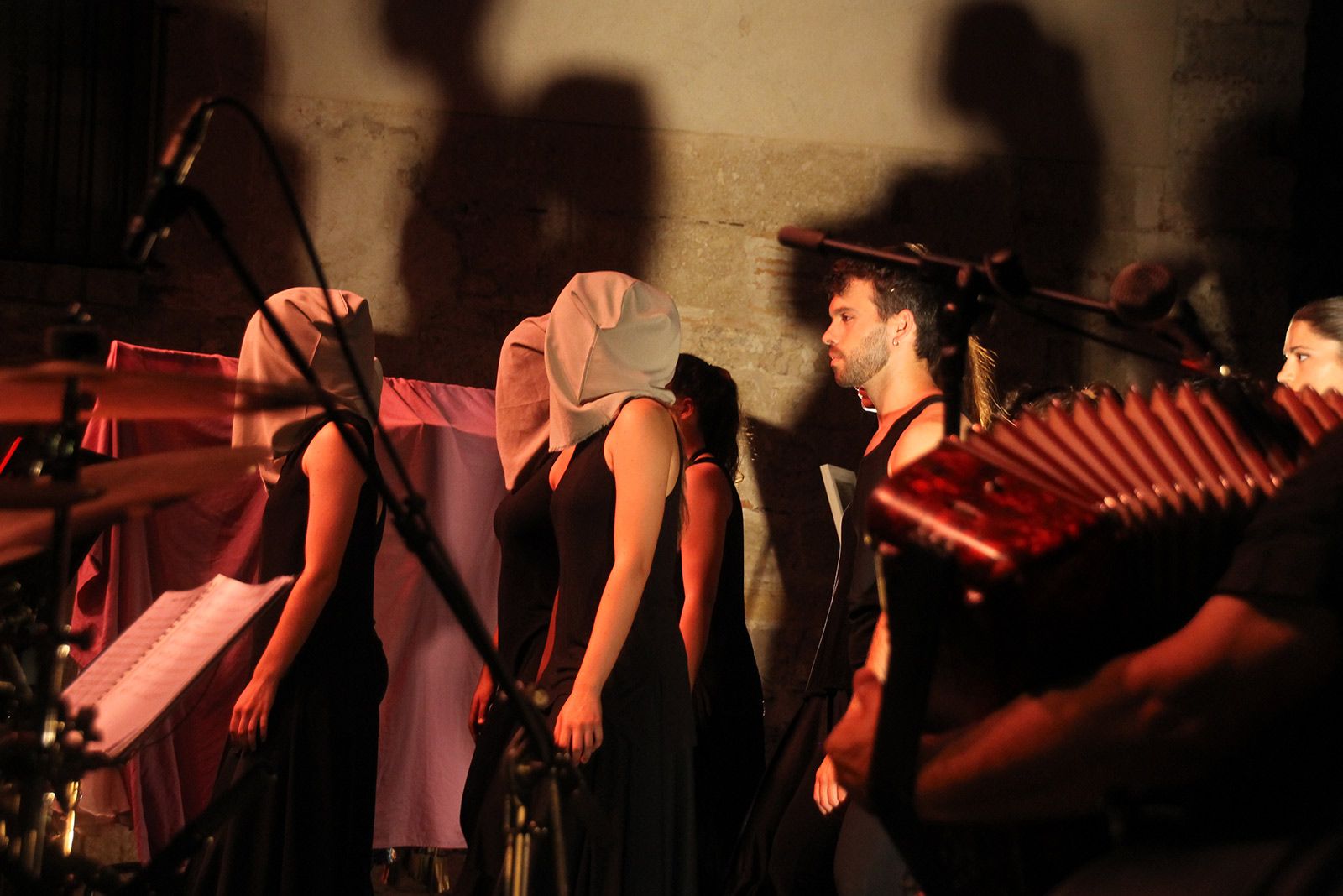 "M'agradi o no", espectacle de l'Esbart. FOTO: Paula Galván