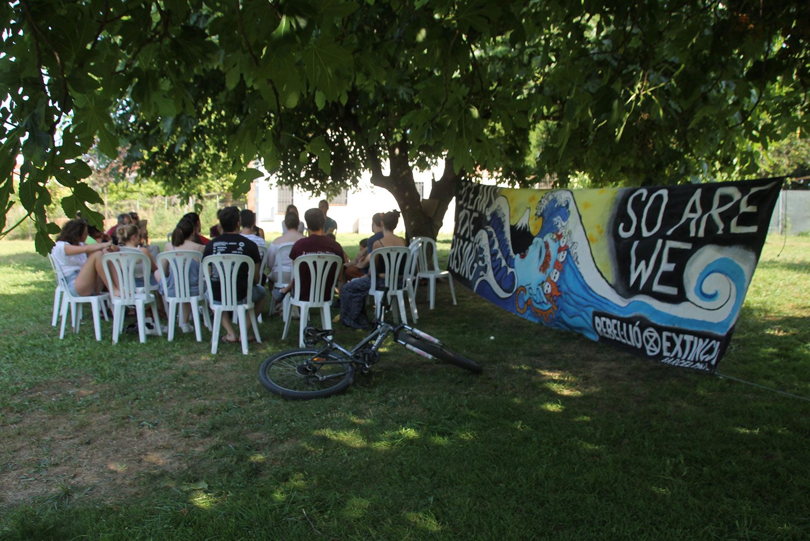 Xerrada d'ecologisme a la Festa Major Alternativa. FOTO: Paula Galván