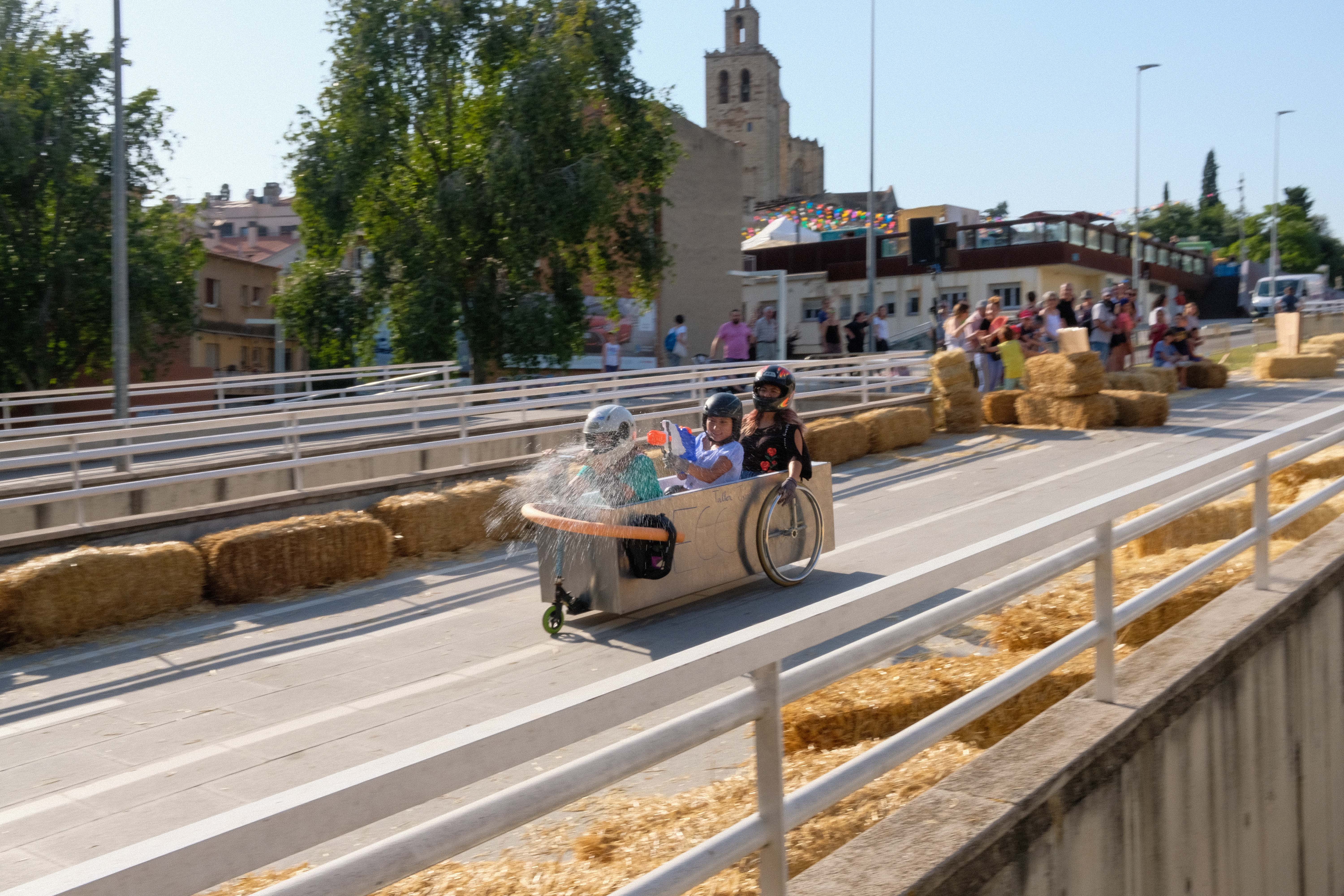 Baixada de carros o Llitboard. Foto: Alex Gómez