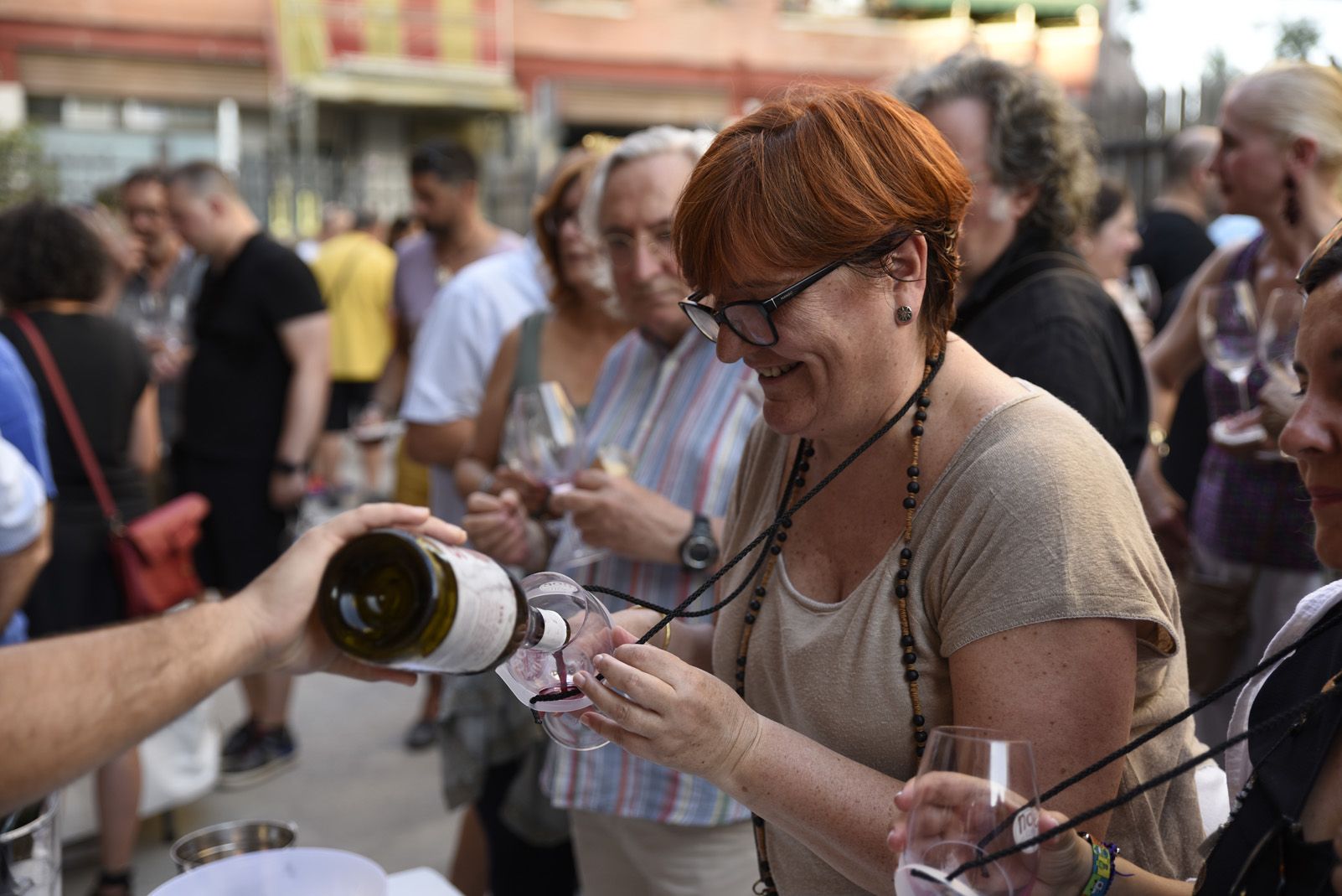 Tast de vins al celler modernista. Foto: Bernat Millet.