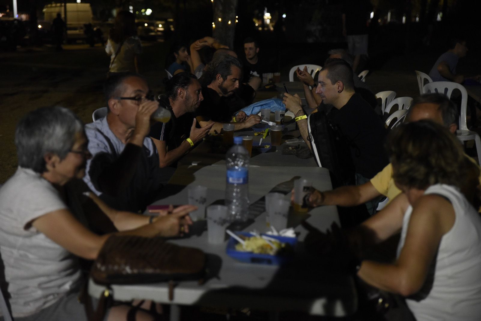 Sopar Islamic del Vallès de la Festa Major Alternativa. Foto: Bernat Millet.