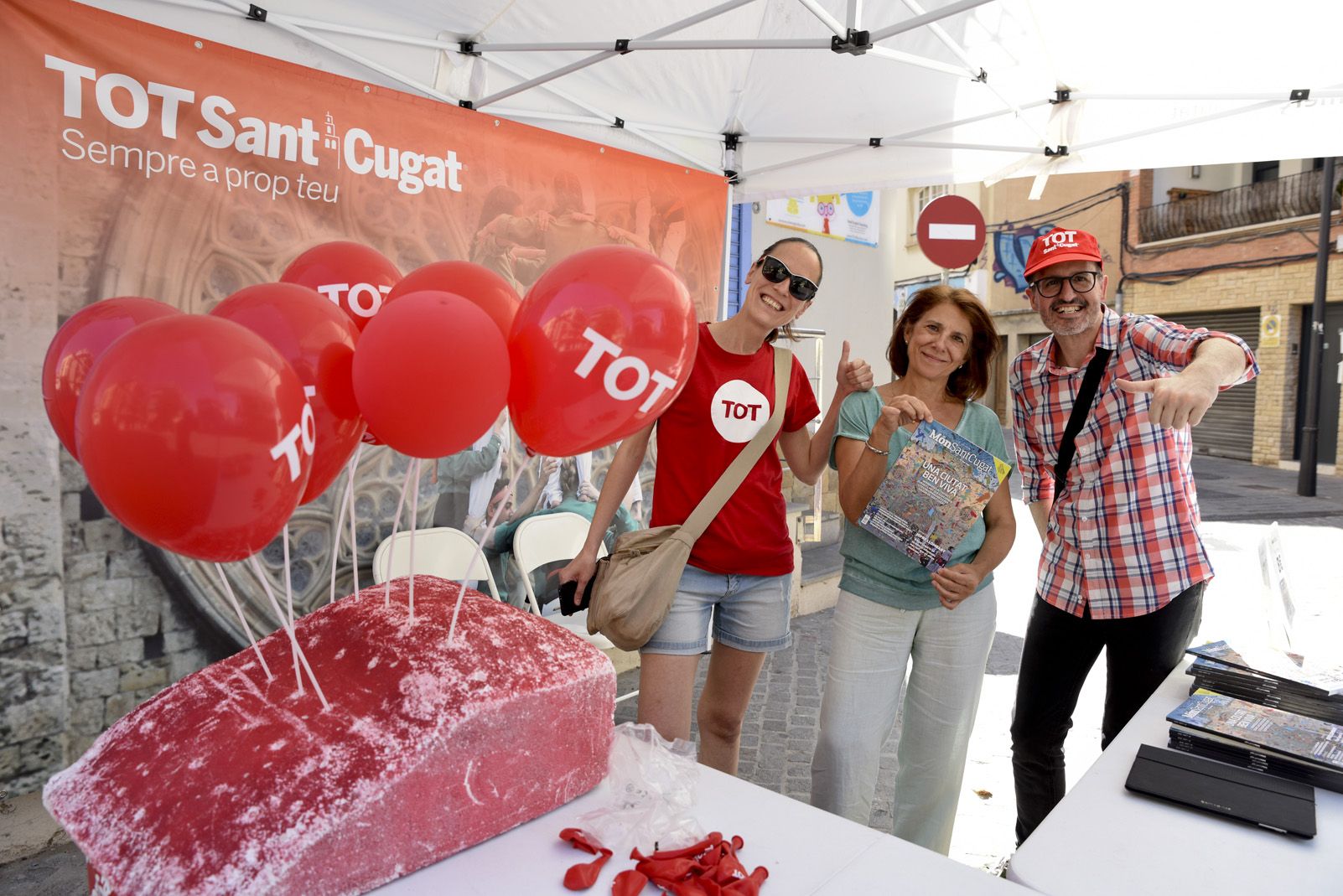 La botiga al carrer per Festa Major. Foto: Bernat Millet.