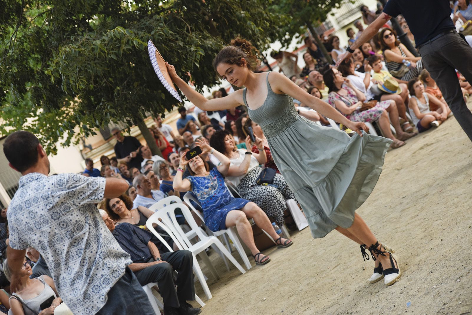 "Paga-li, Joan" El ball del vano i el ram. Foto: Bernat Millet.