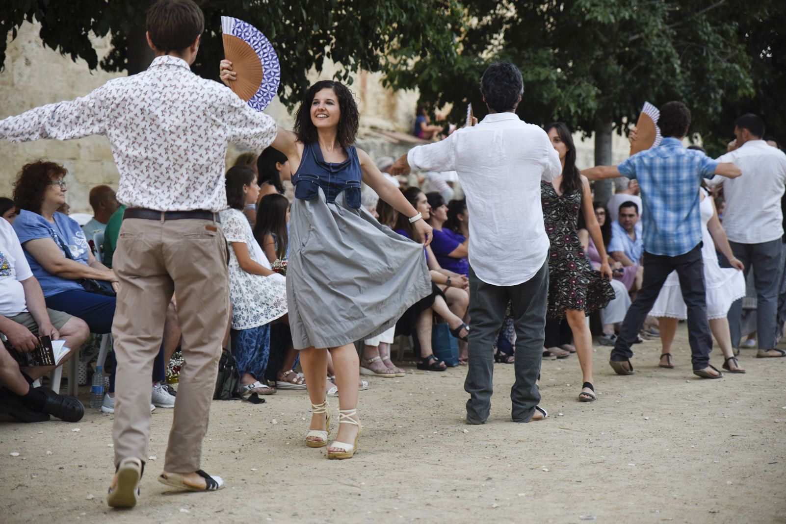 "Paga-li, Joan" El ball del vano i el ram. Foto: Bernat Millet.
