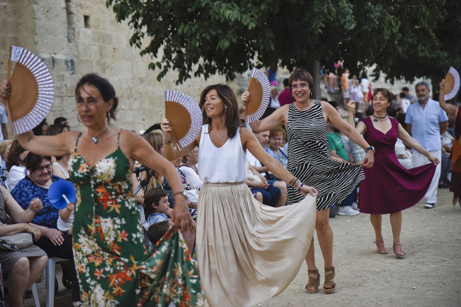 "Paga-li, Joan" El ball del vano i el ram. Foto: Bernat Millet.