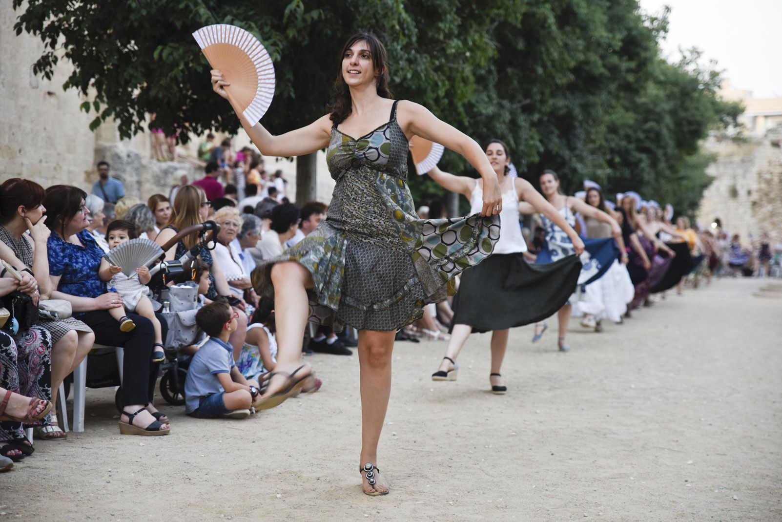 "Paga-li, Joan", ball del vano i el ram. Foto: Bernat Millet.
