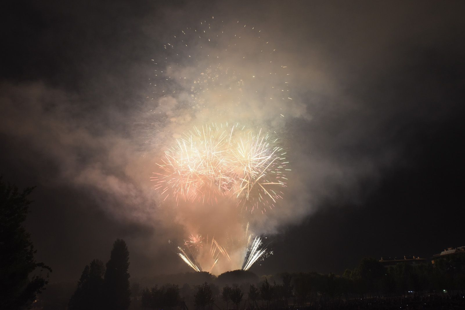 Castell de Focs de Festa Major 2019. Foto: Bernat Millet.