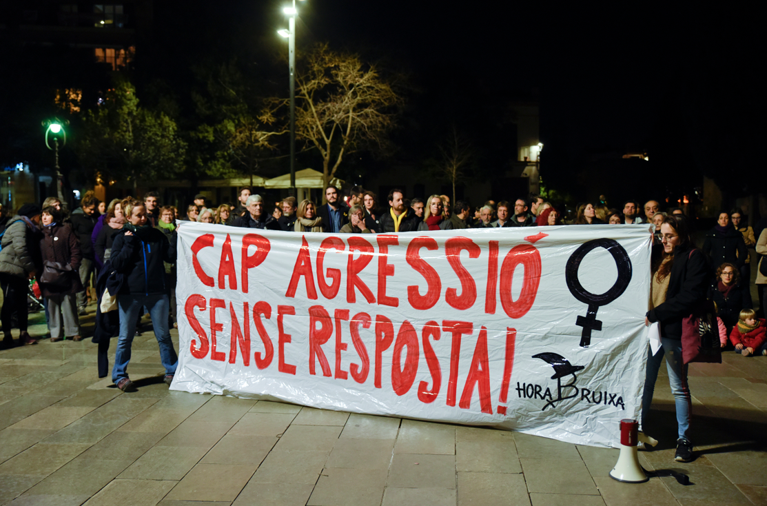 Manifestació contra la violència masclista a Sant Cugat FOTO: Bernat Millet