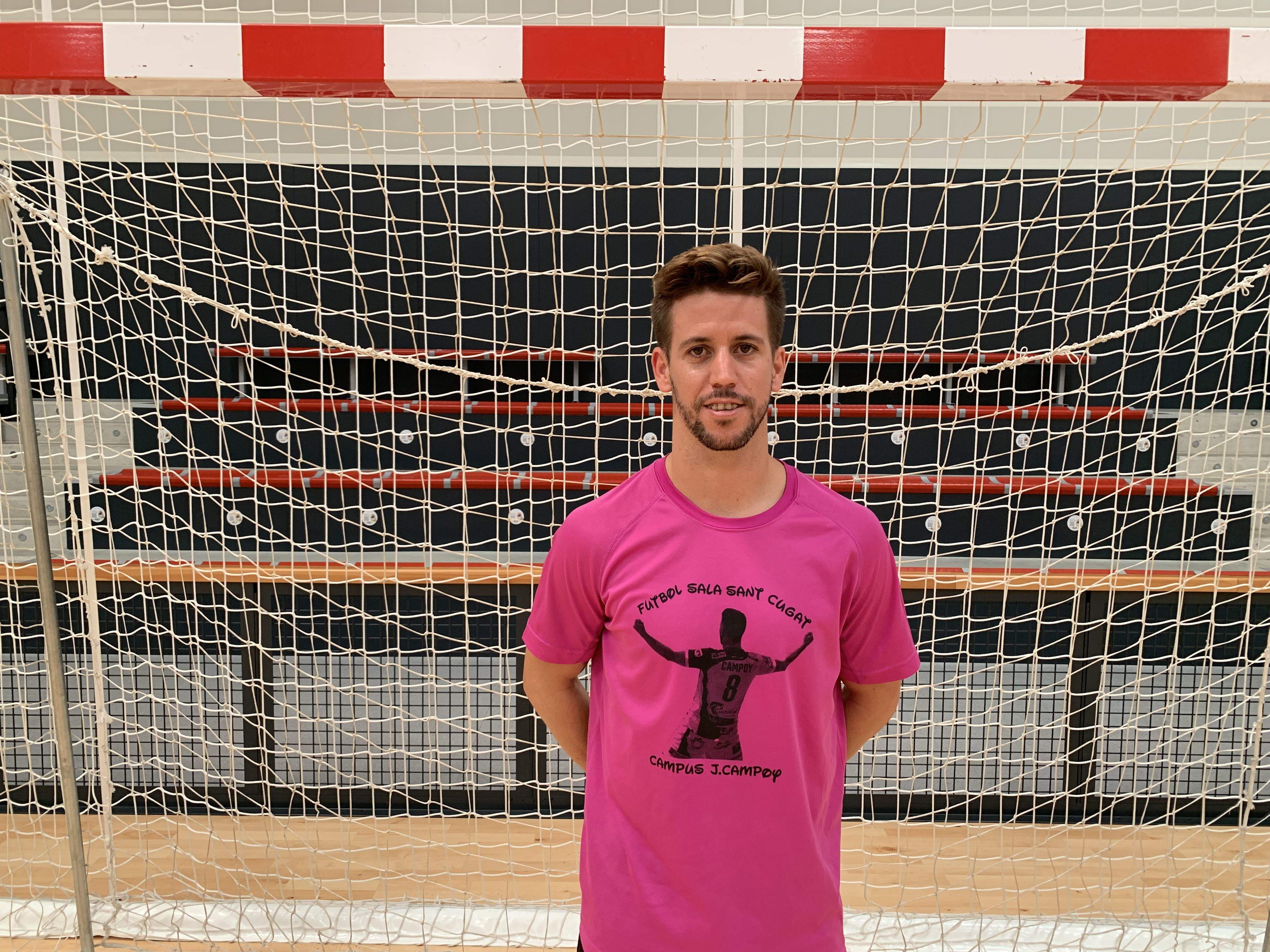 Jordi Campoy, jugador del Jaén Paraíso Interior FS, en el seu campus de futbol sala que coorganitza amb el FS Sant Cugat. FOTO: Àlex López Puig