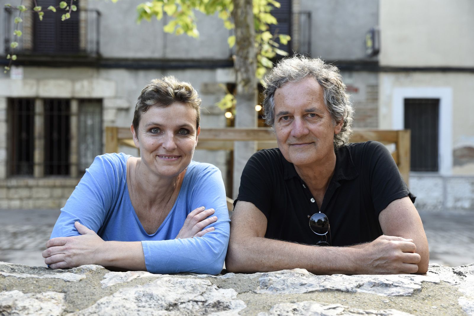 Mont Carvajal i Juan Gomera són membres de la Comissió de Patrimoni Històric i Memòria Històrica del Consell de barri de la Floresta FOTO: Bernat Millet 