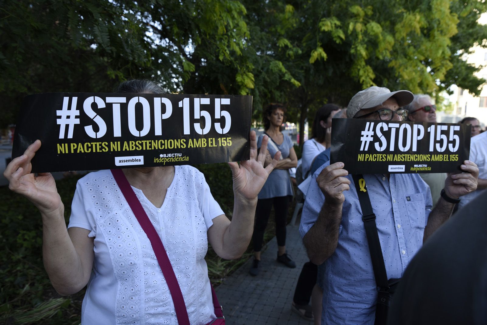 Concentració a Sant Cugat contra els pactes amb el 155. FOTO: Bernat Millet