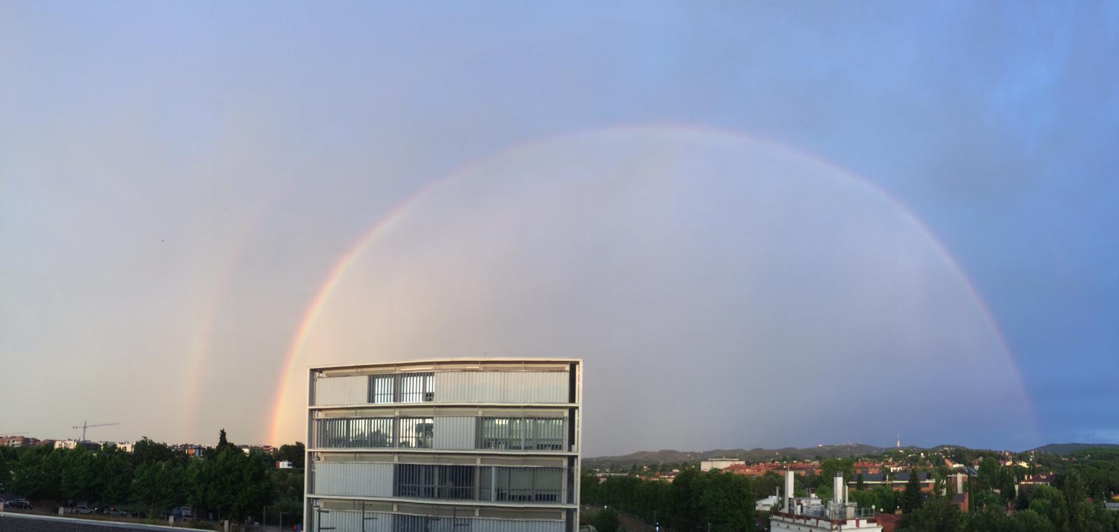 L'arc de Sant Marti durant la tempesta. Foto: Cedida.