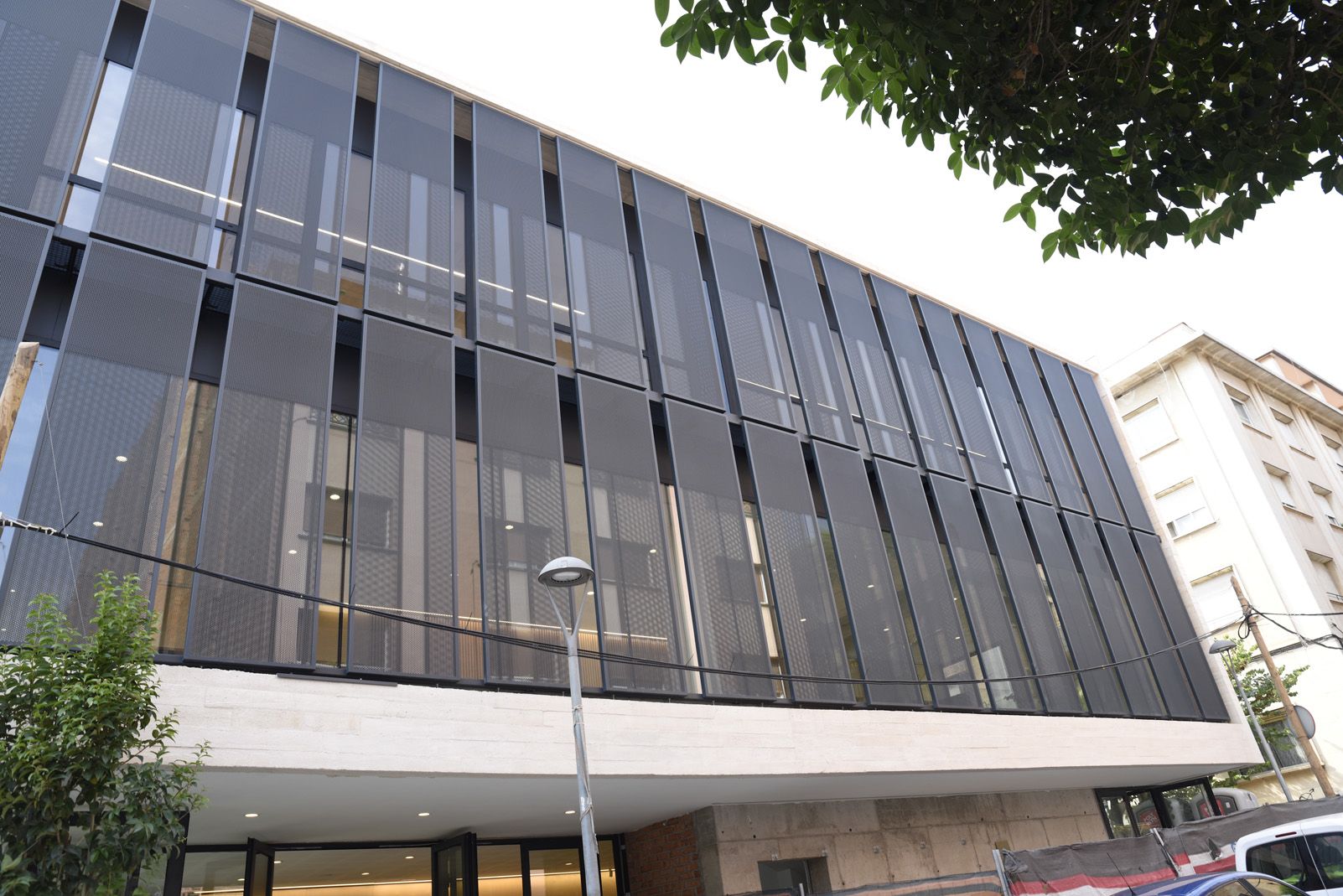 El nou edifici de La Unió Santcugatenca. Foto: Bernat Millet.