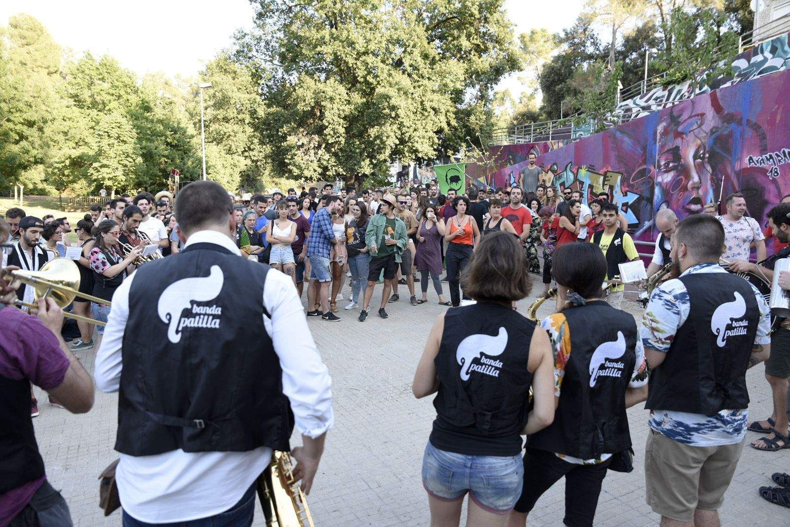 Cerca-tasques Floresta de Festa Major. Foto: Bernat Millet.