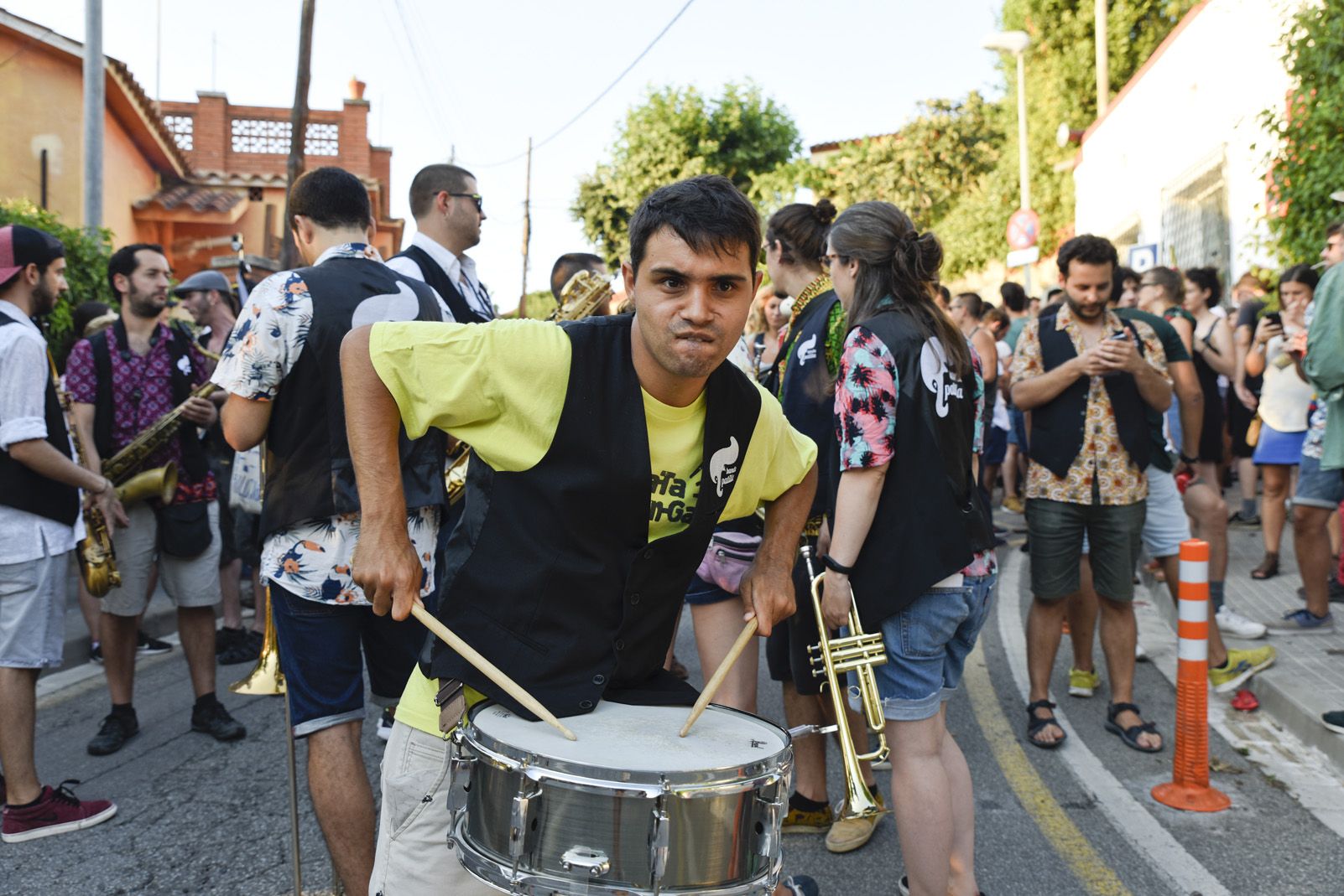 Cerca-tasques Floresta de Festa Major. Foto: Bernat Millet.