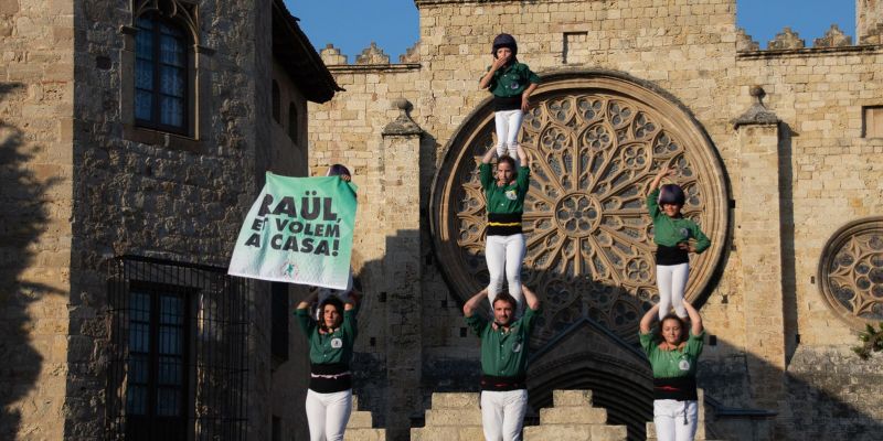  Els Gausacs reclamen la llibertat de Raül Romeva en la Diada Castellera de Sant Cugat. FOTO: Silvia Polanco