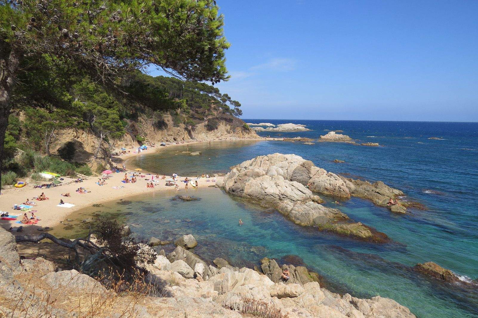 "Estiu a la costa brava " a la Cala estreta, Palamós. Foto: Manu García.