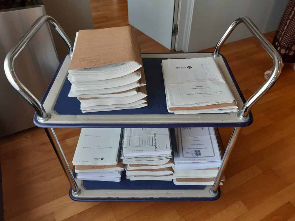La documentació entregada per l'Ajuntament. FOTO: Mireia Ingla