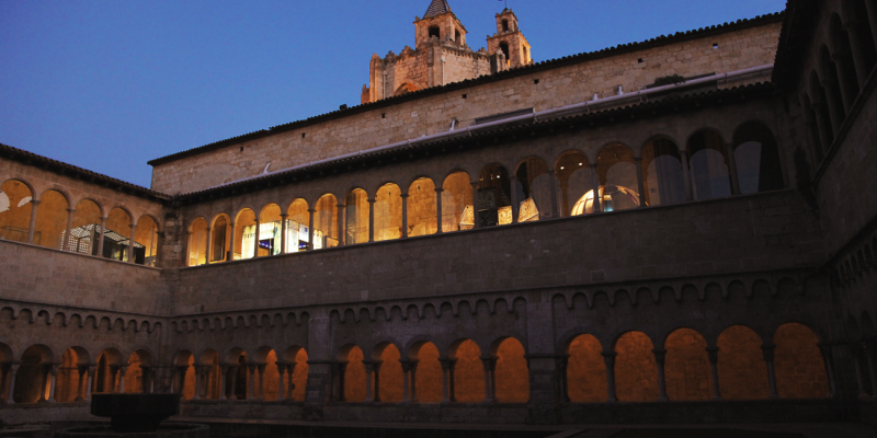 El Monestir de Sant Cugat, de nit FOTO: Lali Puig