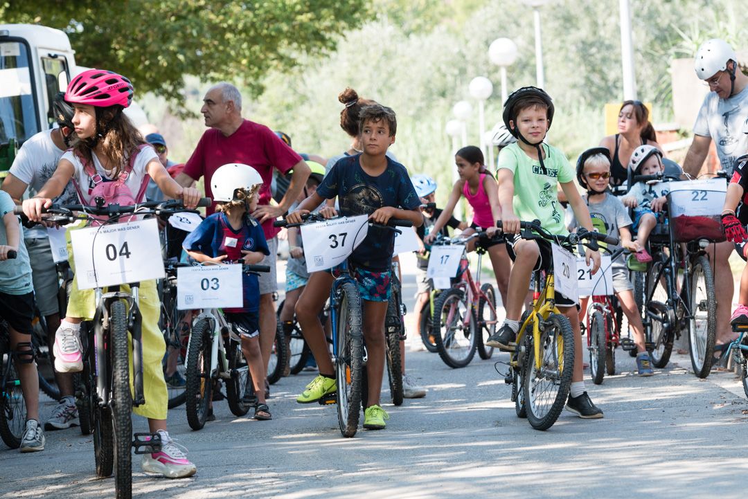 Festa Major de Mas Gener. Bicicletada popular. Foto: Miguel López Mallach