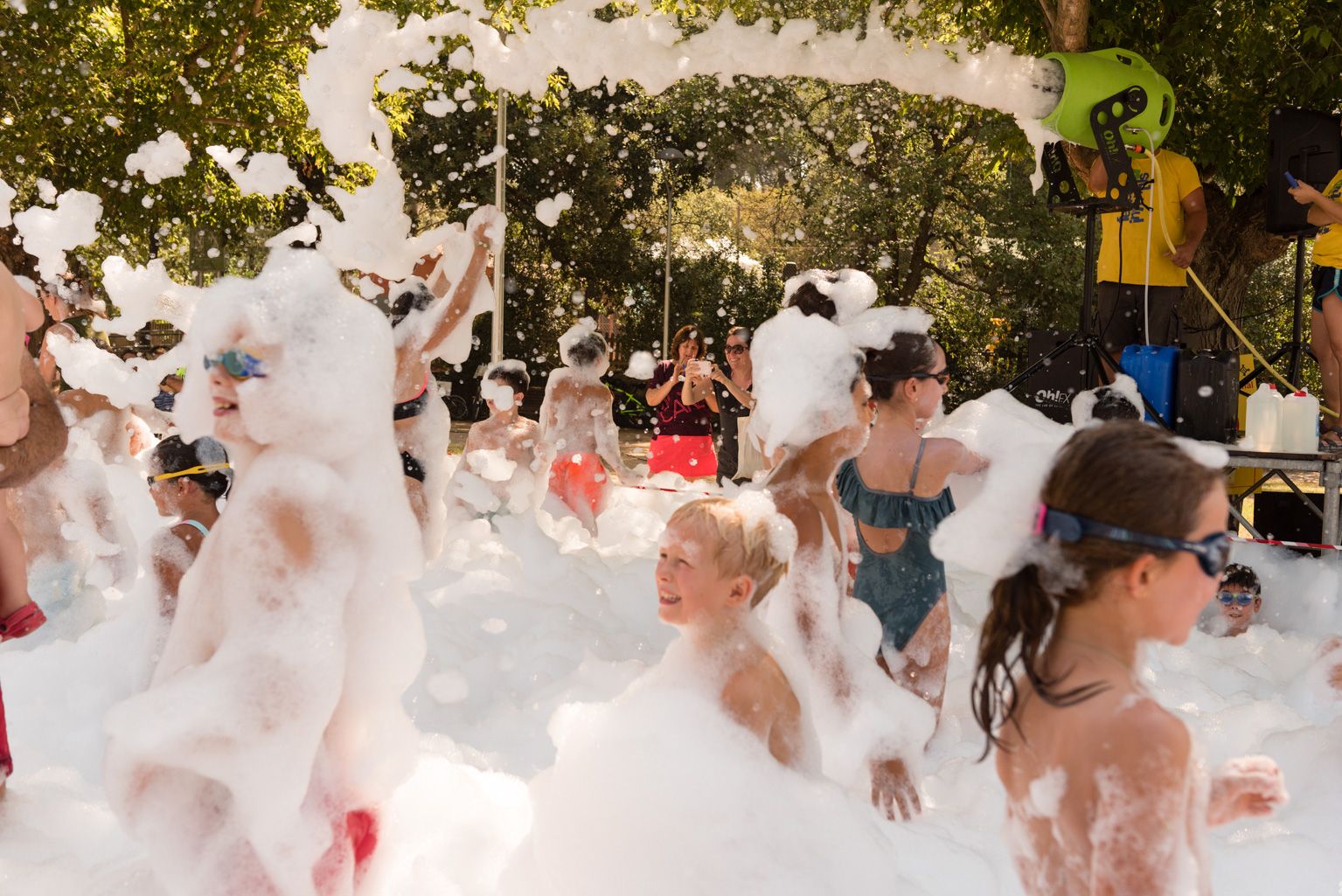 Festa Major de Mas Gener. Gran festa de l'escuma. Foto: Miguel López Mallach